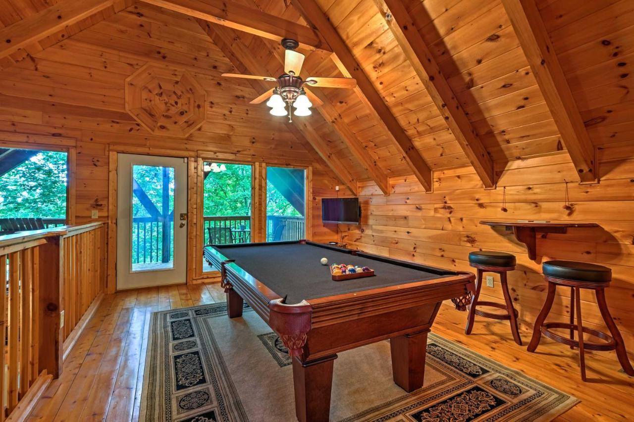 הוילה סביירוויל Pigeon Forge Cabin With Hot Tub, Grill And Pool Table! מראה חיצוני תמונה