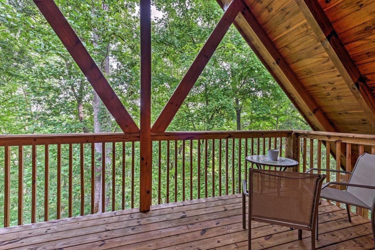 הוילה סביירוויל Pigeon Forge Cabin With Hot Tub, Grill And Pool Table! מראה חיצוני תמונה