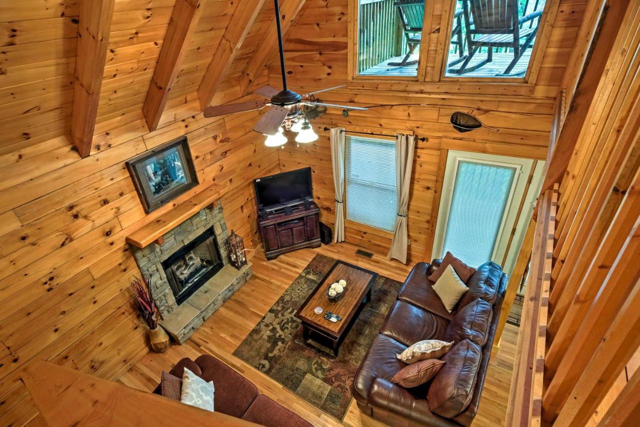 הוילה סביירוויל Pigeon Forge Cabin With Hot Tub, Grill And Pool Table! מראה חיצוני תמונה